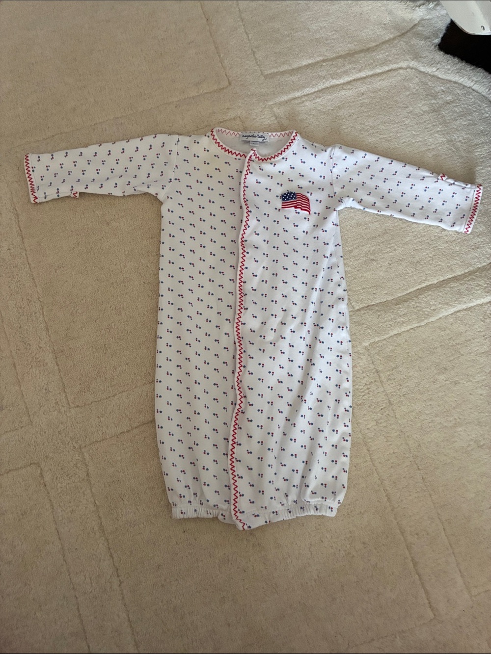 Magnolia Baby SM/NB converter gown with Flag Applique